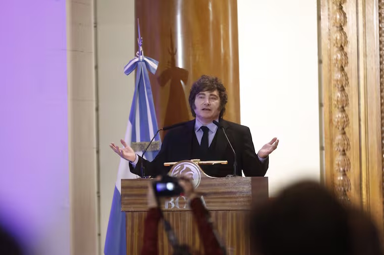 Javier Milei Bolsa de Comercio ley de tierras