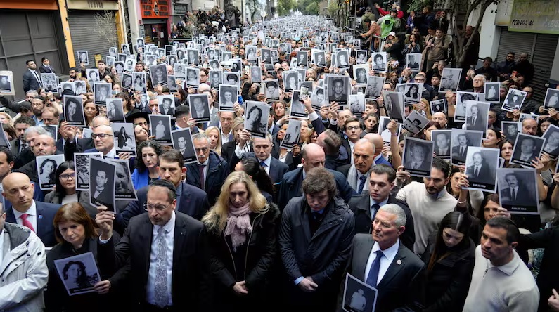 Atentado a la AMIA 32 años