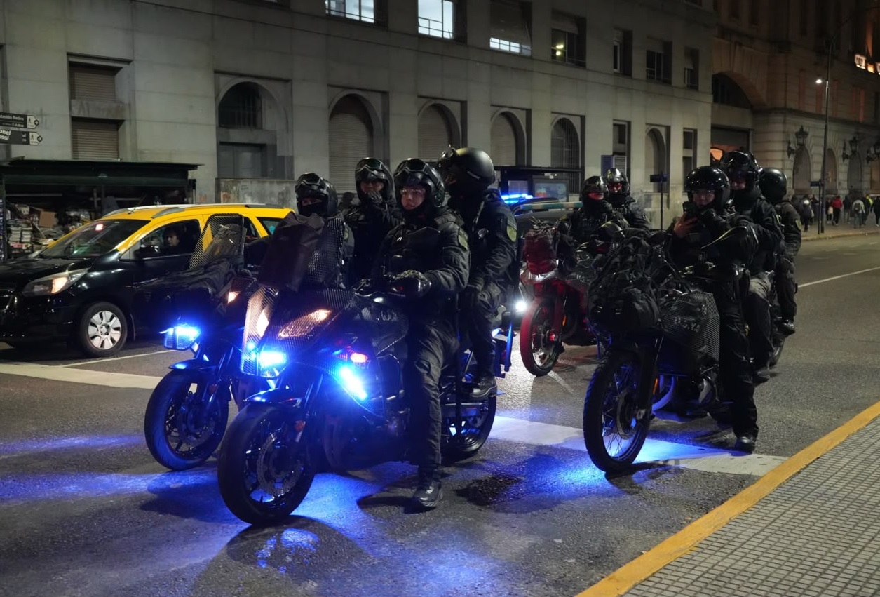 Megaoperativo policial en la Ciudad