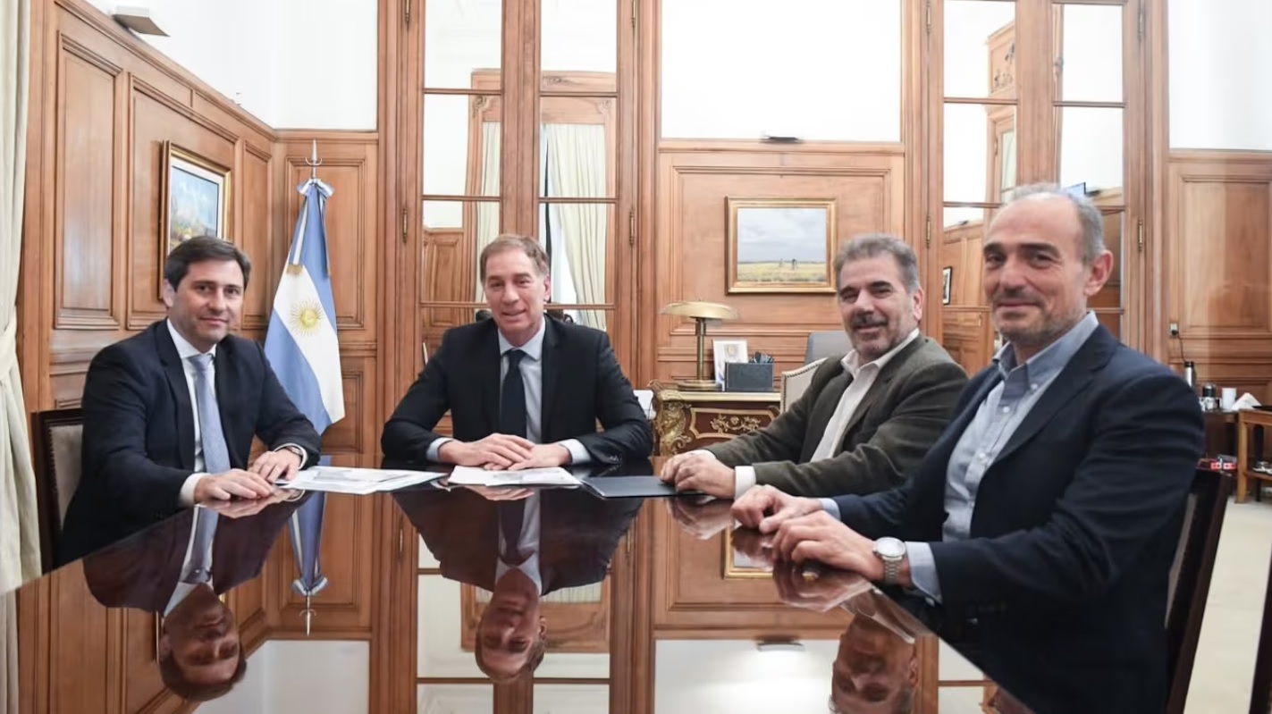Alianza La Libertad Avanza y PRO 2027