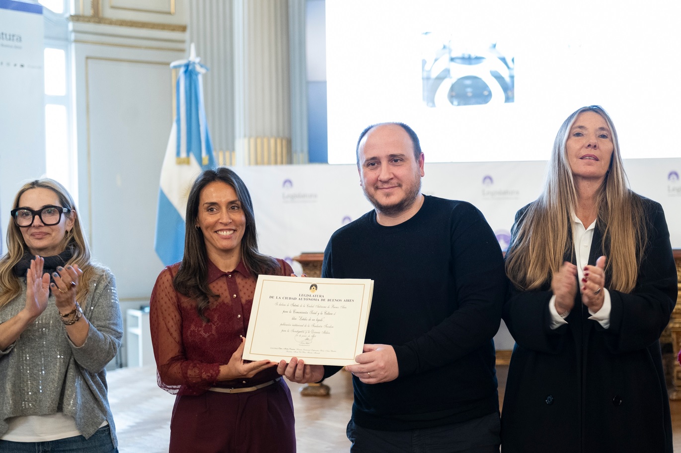 libro Latidos de un legado Fundación Favaloro