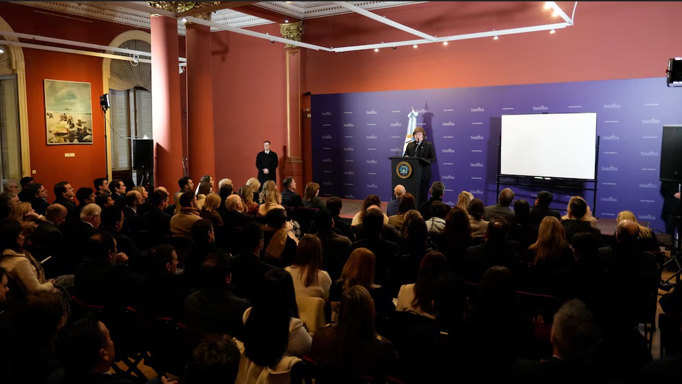 Javier Milei reunión legisladores