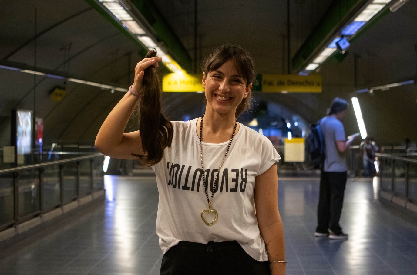 donación de pelo en el Subte