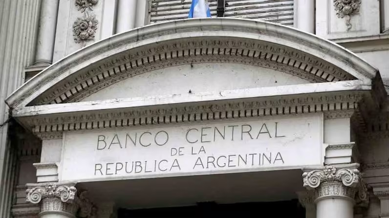 No habrá bancos por la visita del Papa