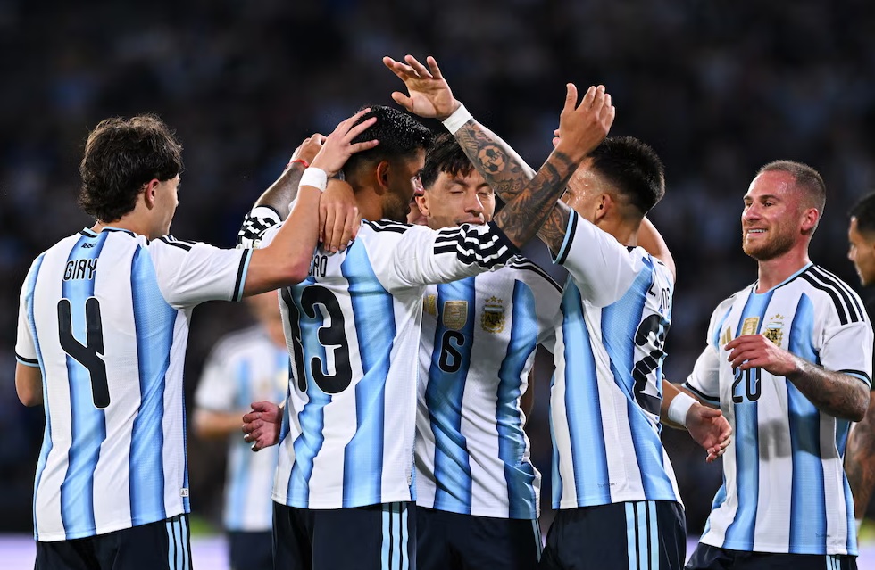 Argentina goleó a Bolivia